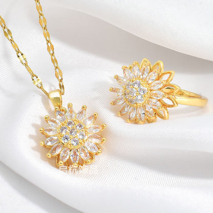 Light luxury rotatable sunflower necklace